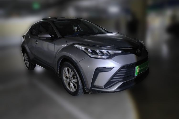 Used Toyota IZOA 2021 2.0L Enjoy Edition Front Right 45 Deg