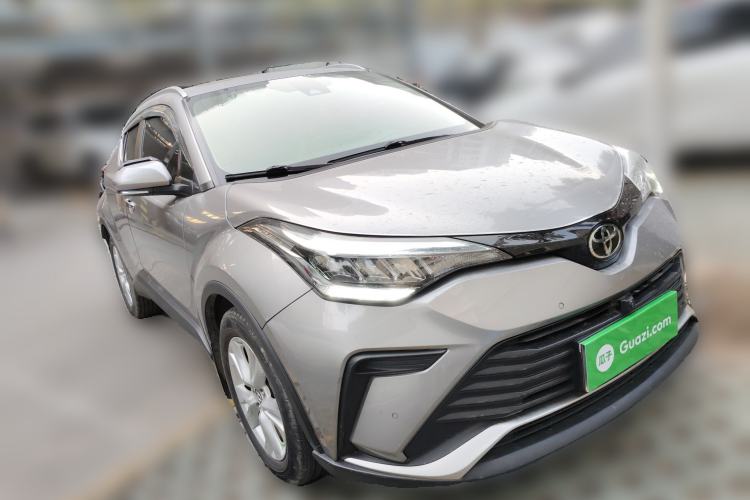 Used Toyota IZOA 2021 2.0L Enjoy Edition Front Right 45 Deg