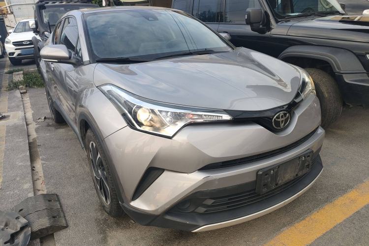 Used Toyota IZOA 2021 2.0L Enjoy Edition Front Right 45 Deg