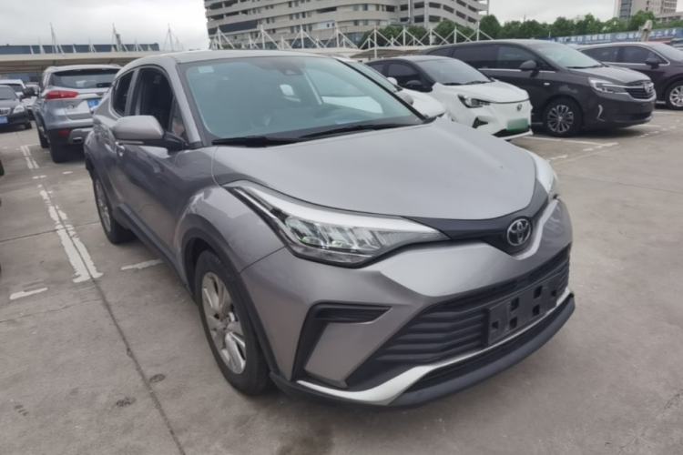 Used Toyota IZOA 2021 2.0L Yichi Version Front Right 45 Deg