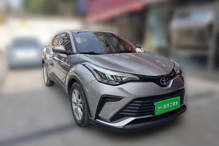 Used Toyota IZOA 2021 2.0L Enjoy Edition Front Right 45 Deg