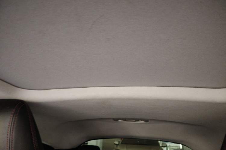 Used Toyota IZOA 2021 Dual-Motor 2.0L Yi Xing Edition Headliner