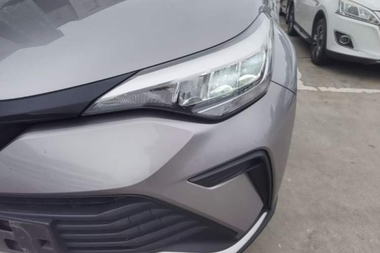 Used Toyota IZOA 2021 2.0L Yichi Version Left Front Headlight