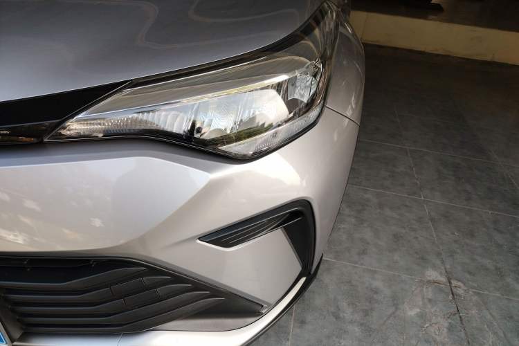 Used Toyota IZOA 2021 Dual-Motor 2.0L Yi Xing Edition Left Front Headlight
