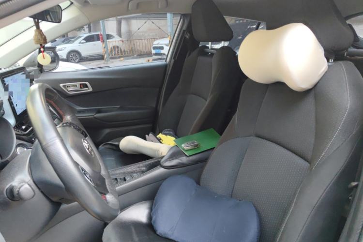 Used Toyota IZOA 2021 2.0L Enjoy Edition Left Front Seat