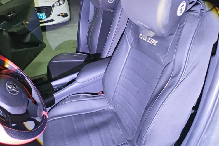 Used Toyota IZOA 2021 Dual-Motor 2.0L Yixiang Edition Left Front Seat