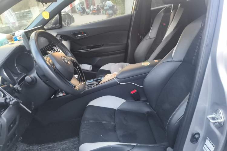 Used Toyota IZOA 2021 2.0L Yichi SPORT Left Front Seat