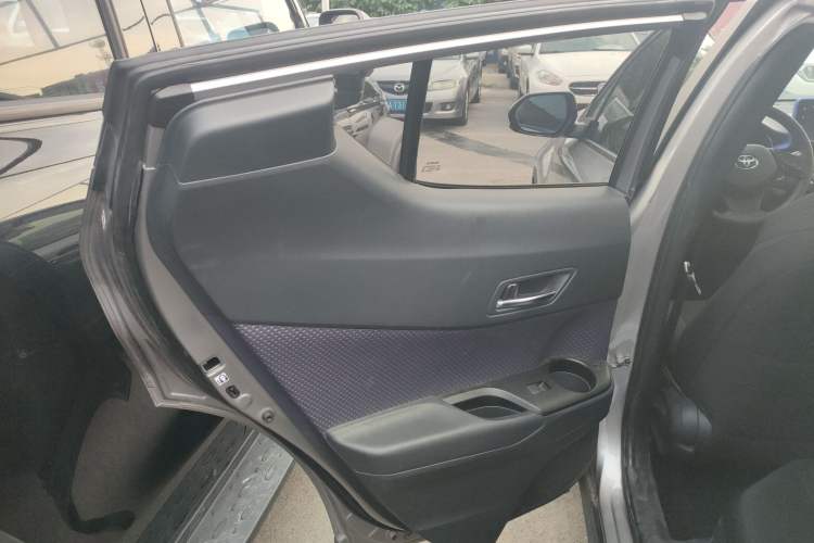 Used Toyota IZOA 2021 2.0L Enjoy Edition Left Rear Door Interior