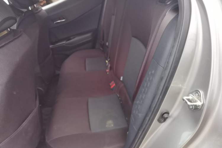 Used Toyota IZOA 2021 2.0L Yichi Version Left Rear Seat