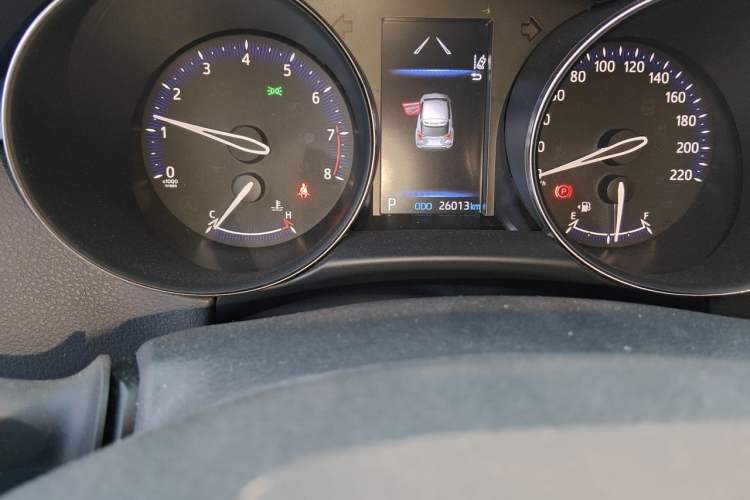 Used Toyota IZOA 2021 2.0L Enjoy Edition Odometer Close Up