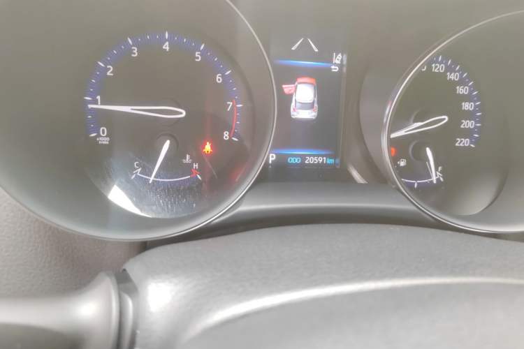 Used Toyota IZOA 2021 2.0L Yidong Edition Odometer Close Up