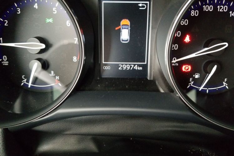 Used Toyota IZOA 2021 2.0L Yichi SPORT Odometer Close Up