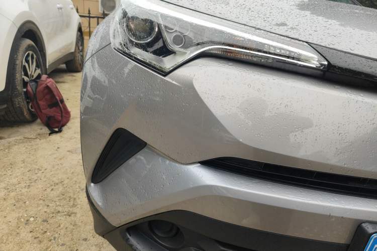 Used Toyota IZOA 2021 2.0L Enjoy Edition Right Front Headlight