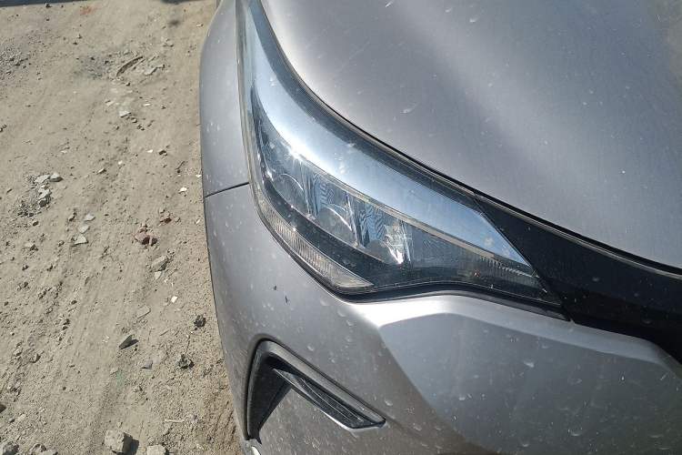 Used Toyota IZOA 2021 2.0L Enjoy Edition Right Front Headlight