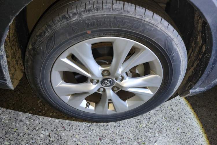 Used Toyota IZOA 2021 2.0L Enjoy Edition Right Front Wheel Hub