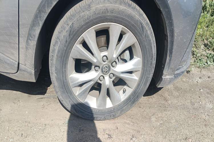 Used Toyota IZOA 2021 2.0L Enjoy Edition Right Front Wheel Hub
