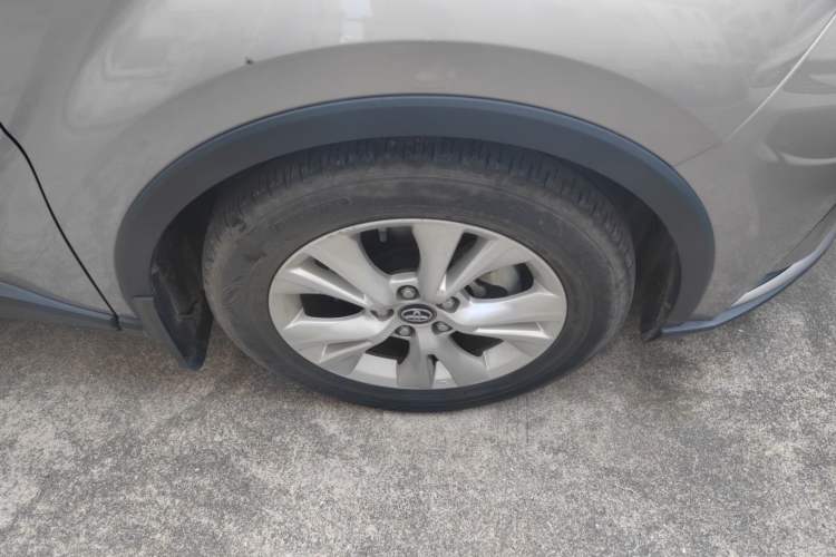 Used Toyota IZOA 2021 2.0L Yidong Edition Right Front Wheel Hub