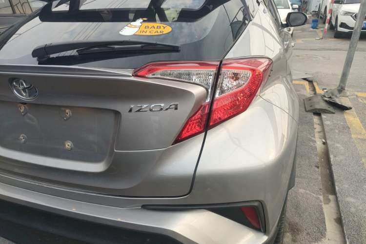 Used Toyota IZOA 2021 2.0L Enjoy Edition Right Rear Taillight
