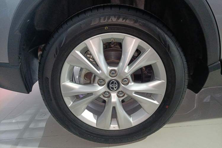 Used Toyota IZOA 2021 2.0L Enjoy Edition Right Rear Wheel Hub