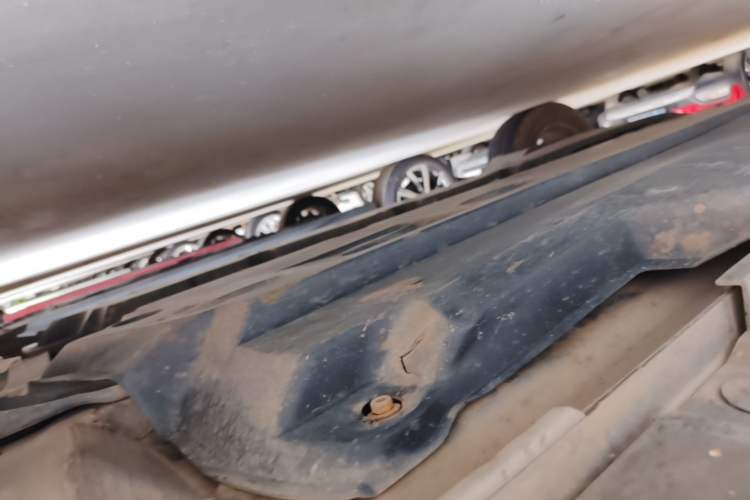 Used Toyota IZOA 2021 2.0L Enjoy Edition Right Side Sill