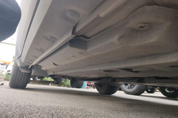 Used Toyota IZOA 2021 2.0L Enjoy Edition Right Side Sill