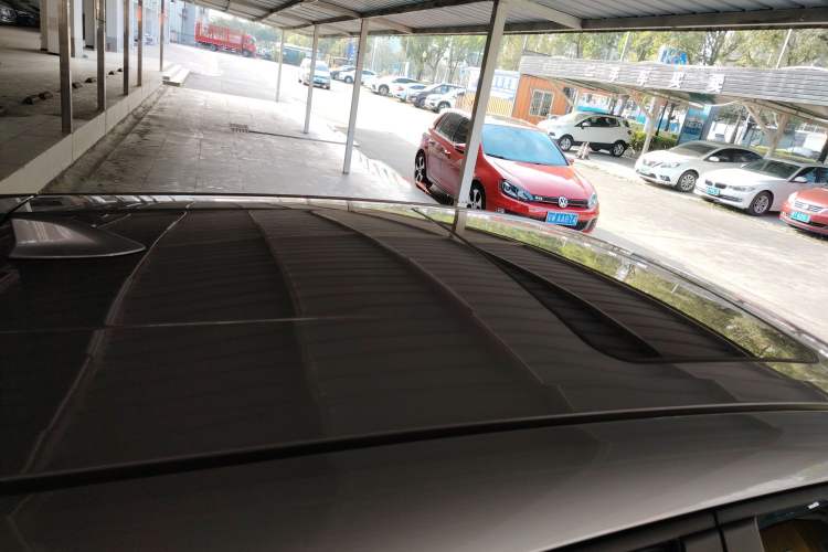 Used Toyota IZOA 2021 Dual-Motor 2.0L Yi Xing Edition Roof
