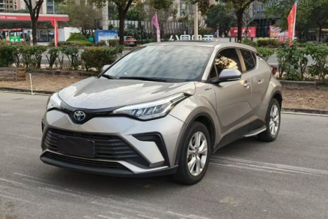 Used Toyota IZOA 2021 Dual-Motor 2.0L Yi Xing Edition