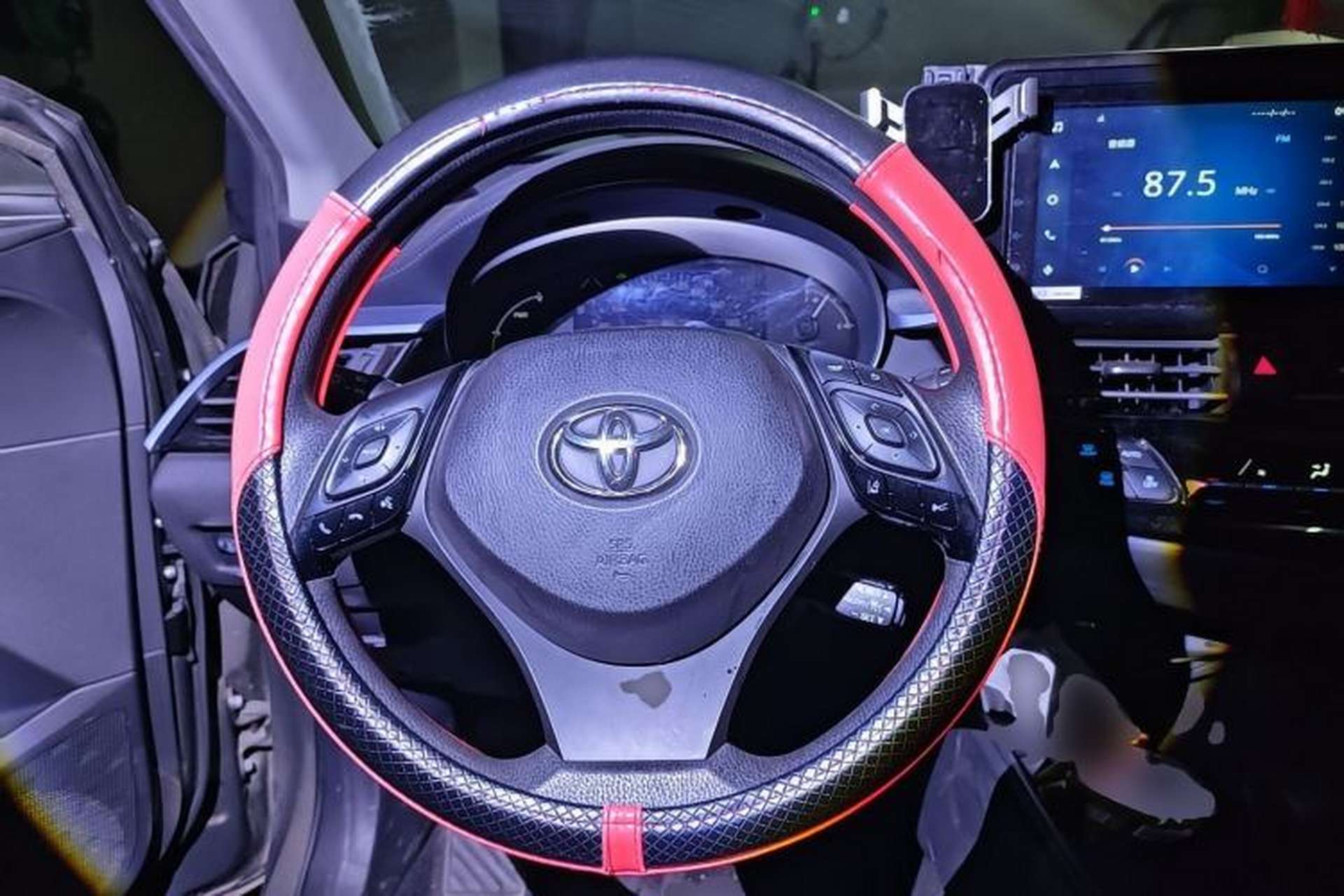 Used Toyota IZOA 2021 Dual-Motor 2.0L Yixiang Edition Steering Wheel