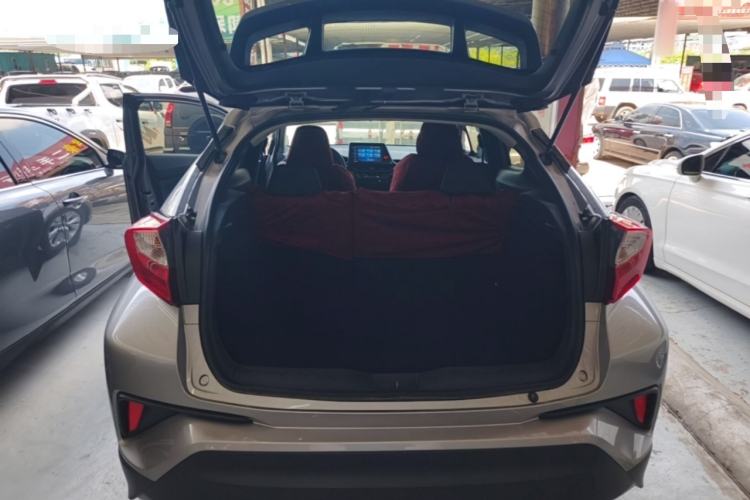 Used Toyota IZOA 2021 2.0L Enjoy Edition Trunk