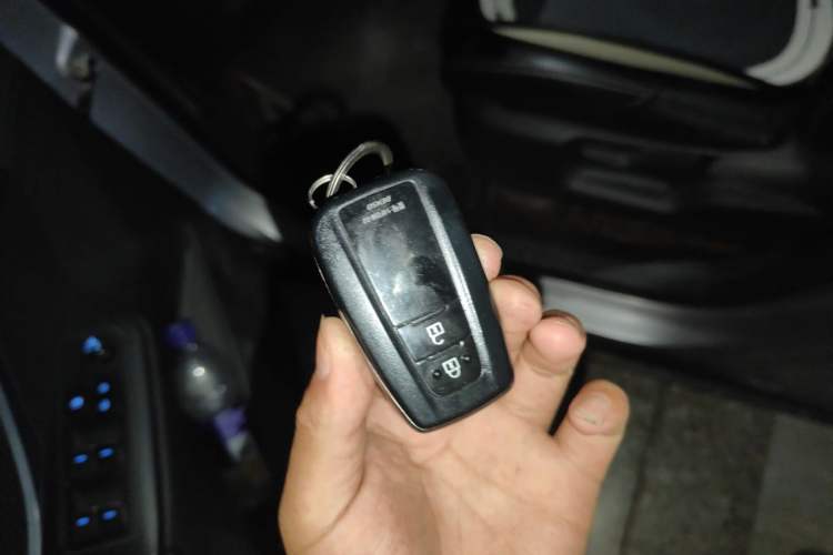 Used Toyota IZOA 2021 2.0L Enjoy Edition Vehicle Key