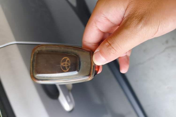 Used Toyota IZOA 2021 2.0L Enjoy Edition Vehicle Key