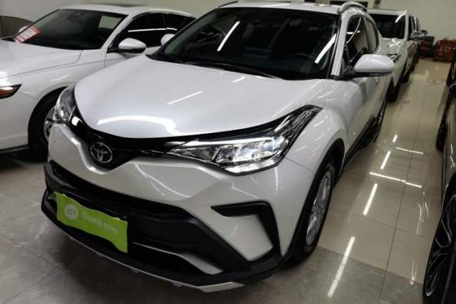 Ojetý Toyota IZOA 2021 2.0L Enjoy Edition