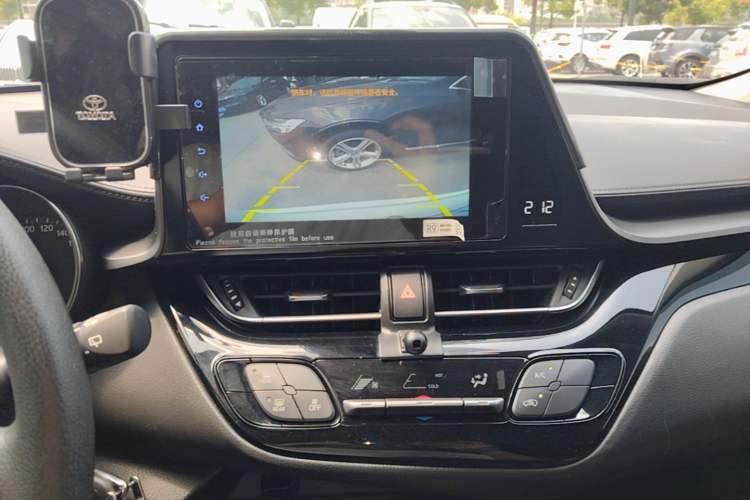 Used Toyota IZOA 2021 2.0L Yidong Edition Audio And AC Panel