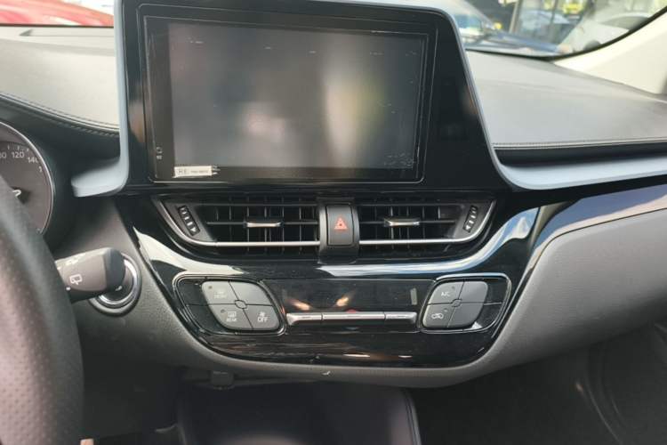 Used Toyota IZOA 2021 2.0L Enjoy Edition Audio And AC Panel