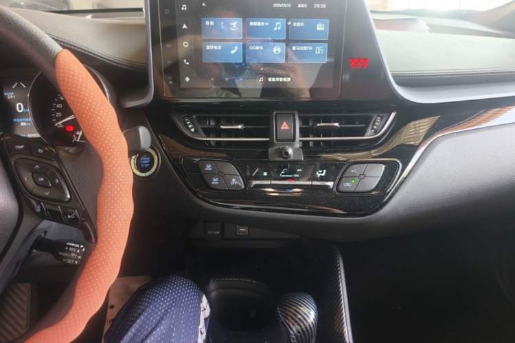 Used Toyota IZOA 2021 2.0L Enjoy Edition Audio And AC Panel