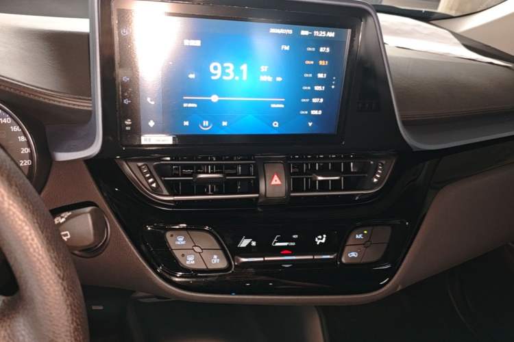 Used Toyota IZOA 2021 2.0L Enjoy Edition Audio And AC Panel