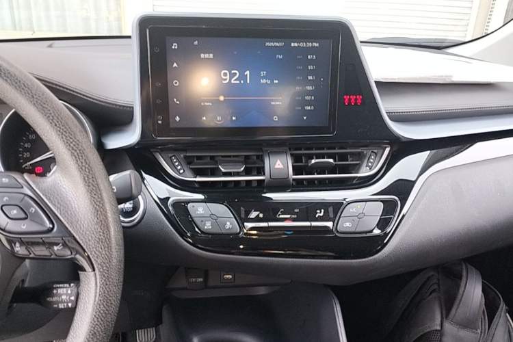 Used Toyota IZOA 2021 2.0L Yidong Edition Audio And AC Panel