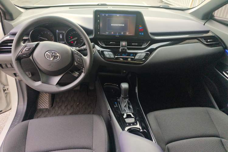 Used Toyota IZOA 2021 2.0L Yichi SPORT Center Console