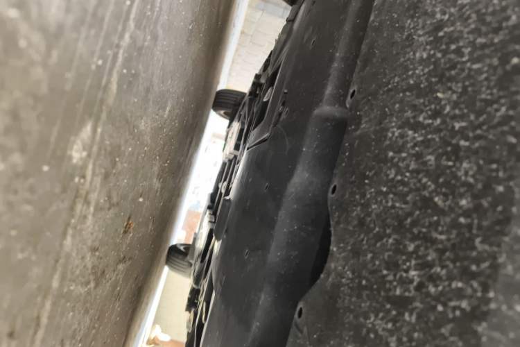 Used Toyota IZOA 2021 2.0L Yixing Version Chassis Front