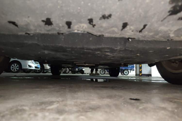 Used Toyota IZOA 2021 2.0L Enjoy Edition Chassis Front