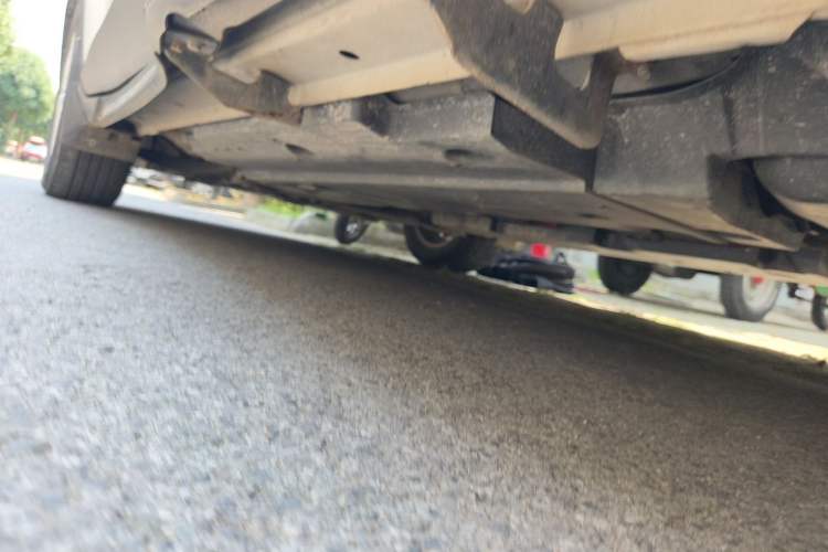 Used Toyota IZOA 2021 Dual-Motor 2.0L Yixiang Edition Chassis Front Left