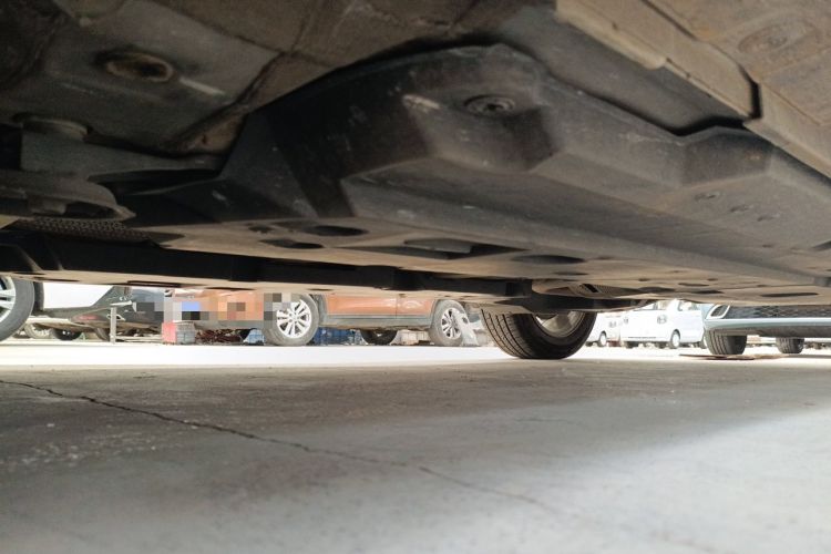Used Toyota IZOA 2021 Dual-Motor 2.0L Yi Xing Edition Chassis Front Left