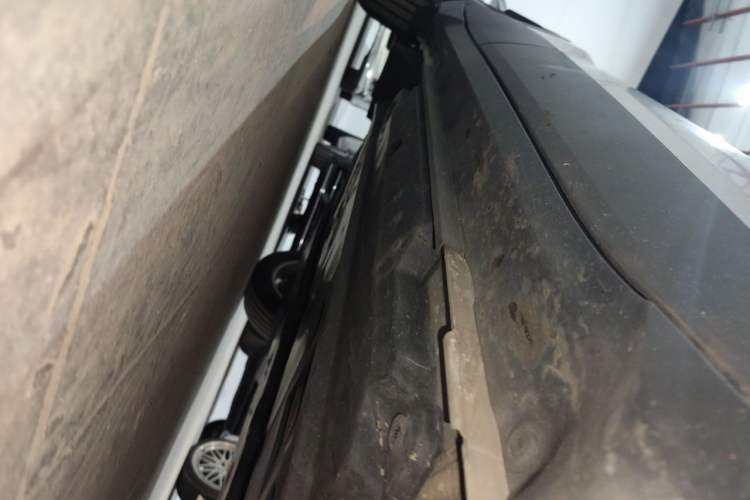 Used Toyota IZOA 2021 2.0L Yidong Edition Chassis Front Right