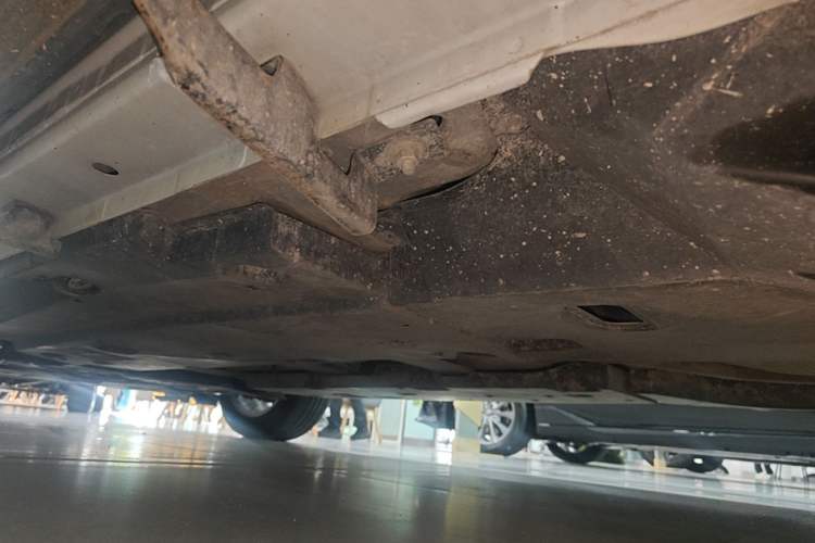 Used Toyota IZOA 2021 2.0L Enjoy Edition Chassis Rear Left