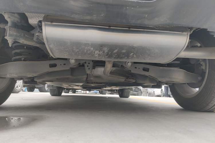 Used Toyota IZOA 2021 2.0L Yixing Version Chassis Rear