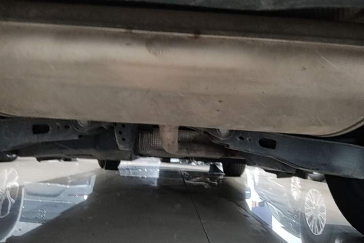 Used Toyota IZOA 2021 2.0L Yichi Version Chassis Rear