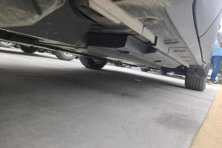 Used Toyota IZOA 2021 2.0L Yixing Version Chassis Rear Right