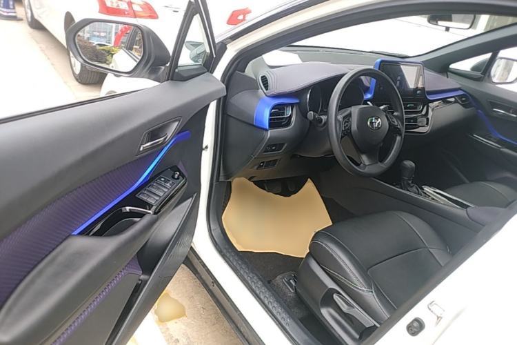 Used Toyota IZOA 2021 2.0L Yichi SPORT Driver Seat