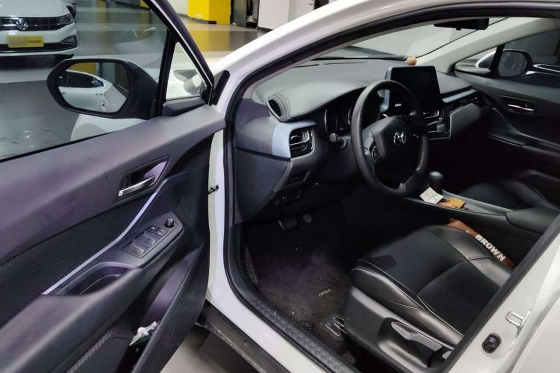 Used Toyota IZOA 2021 2.0L Enjoy Edition Driver Seat