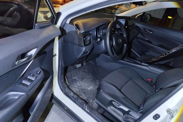Used Toyota IZOA 2021 2.0L Yidong Edition Driver Seat